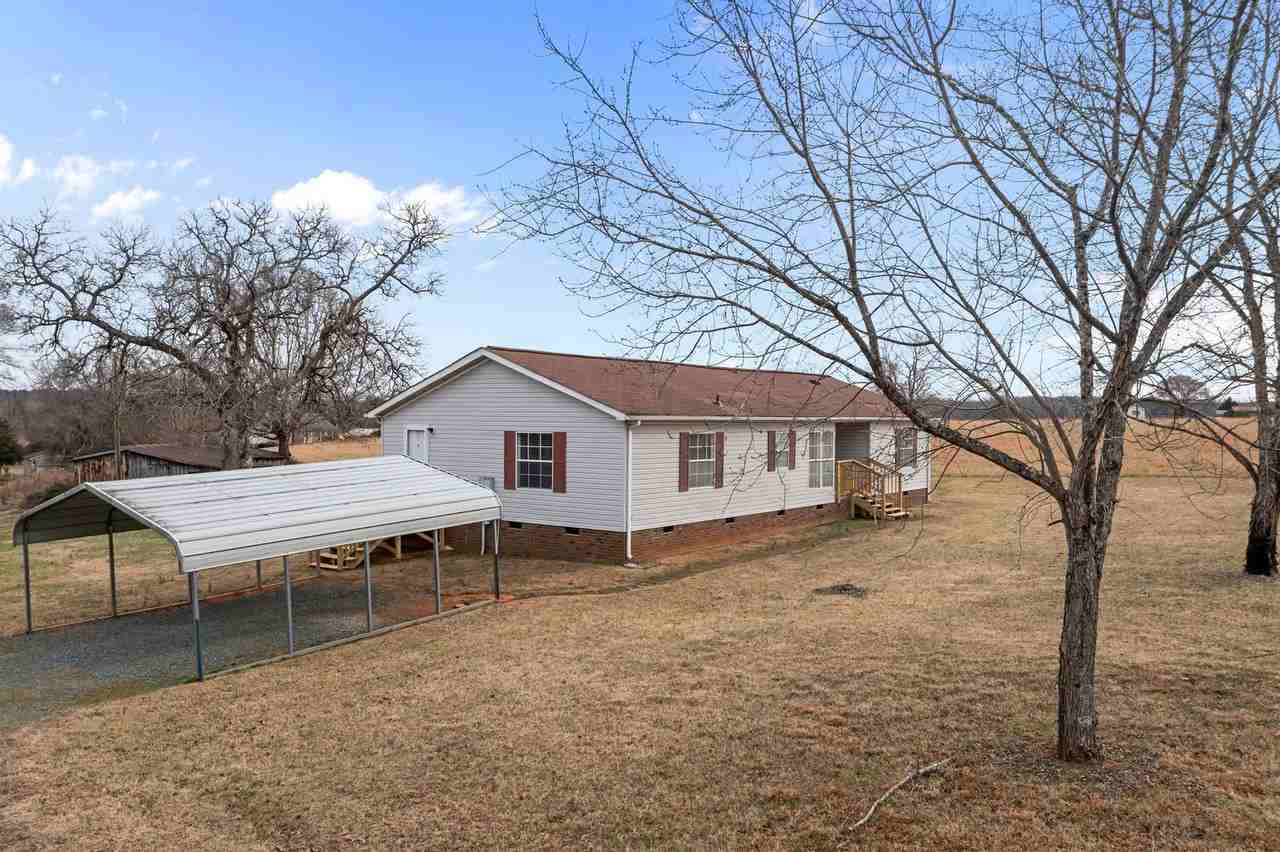 5440 Snow Camp Rd - Photo 2 of 32