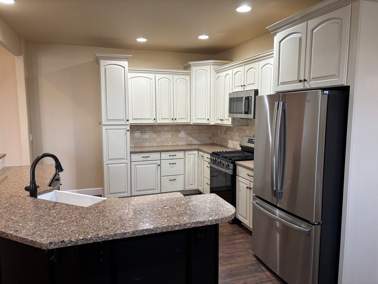 20246 Gaines Ct - Photo 5 of 13