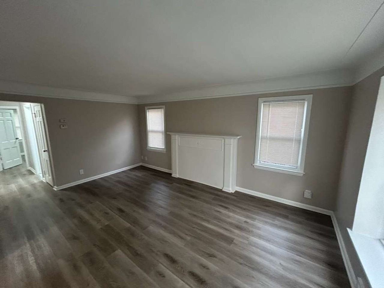 16119 Harlow St - Photo 3 of 20