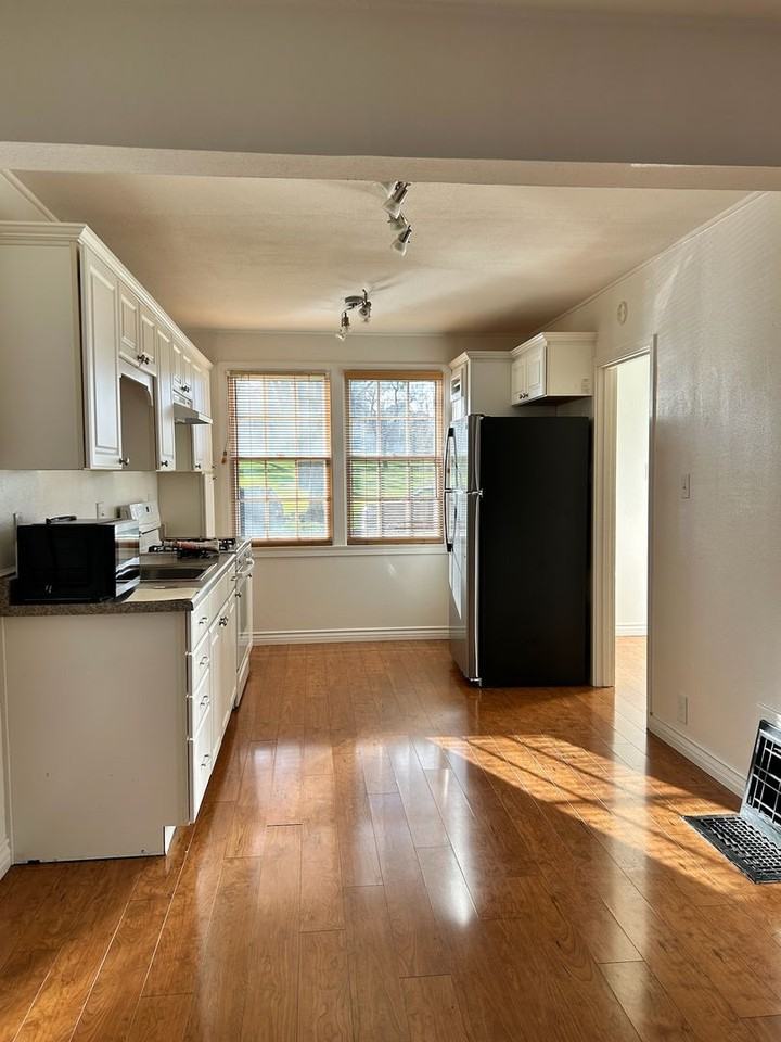 20 Selfridge St - Photo 2 of 8