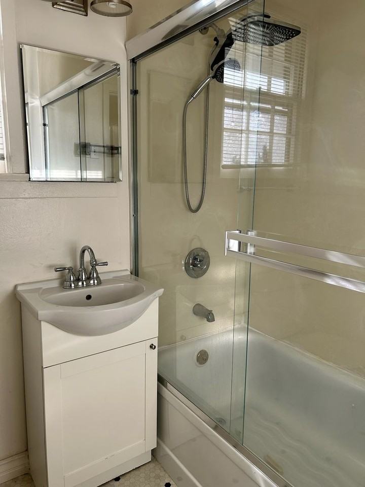 20 Selfridge St - Photo 5 of 8