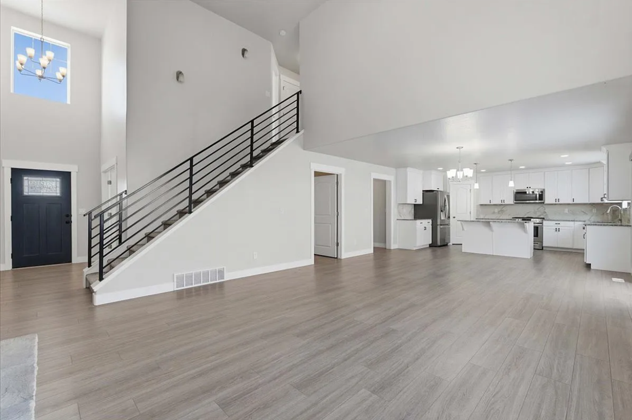 4452 N Summer View Dr #216 - Photo 6 of 37