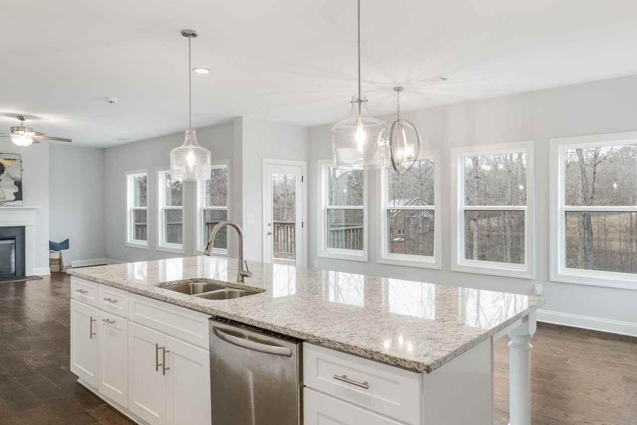 7563 Milford Pl - Photo 7 of 19