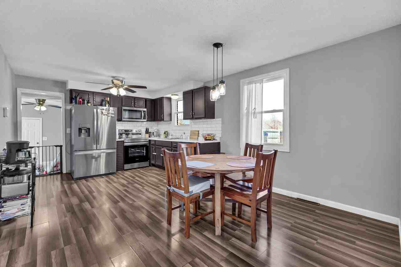 215 Aster Dr - Photo 7 of 31