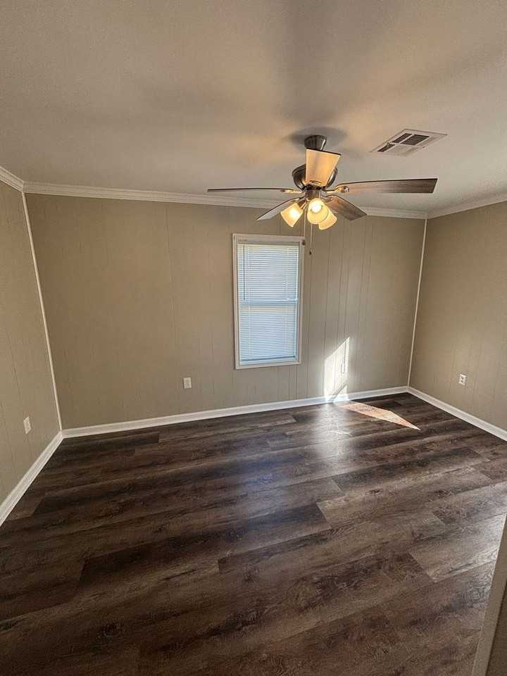 2625 Moeling St #A - Photo 5 of 11