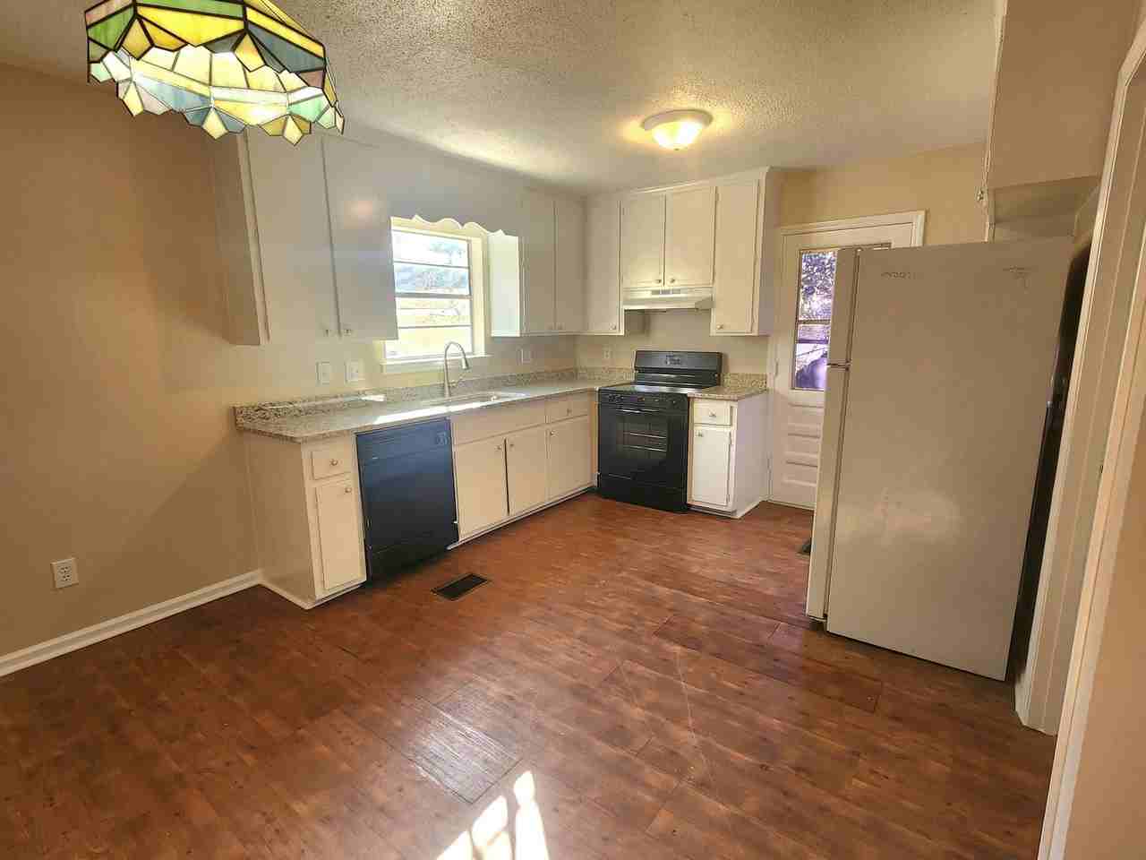 649 Partridge Ln - Photo 2 of 23