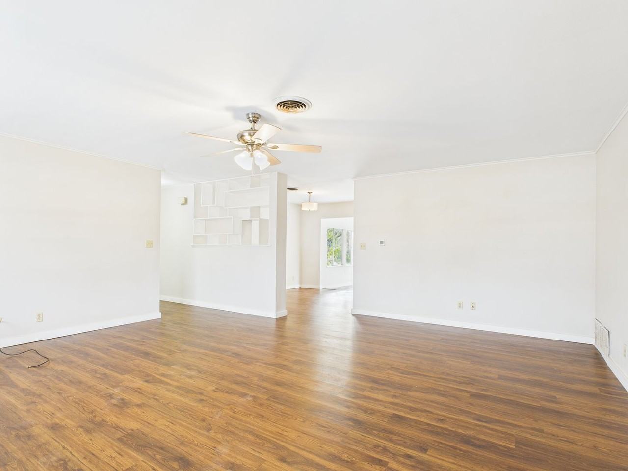 209 Forest Trail Dr - Photo 2 of 32