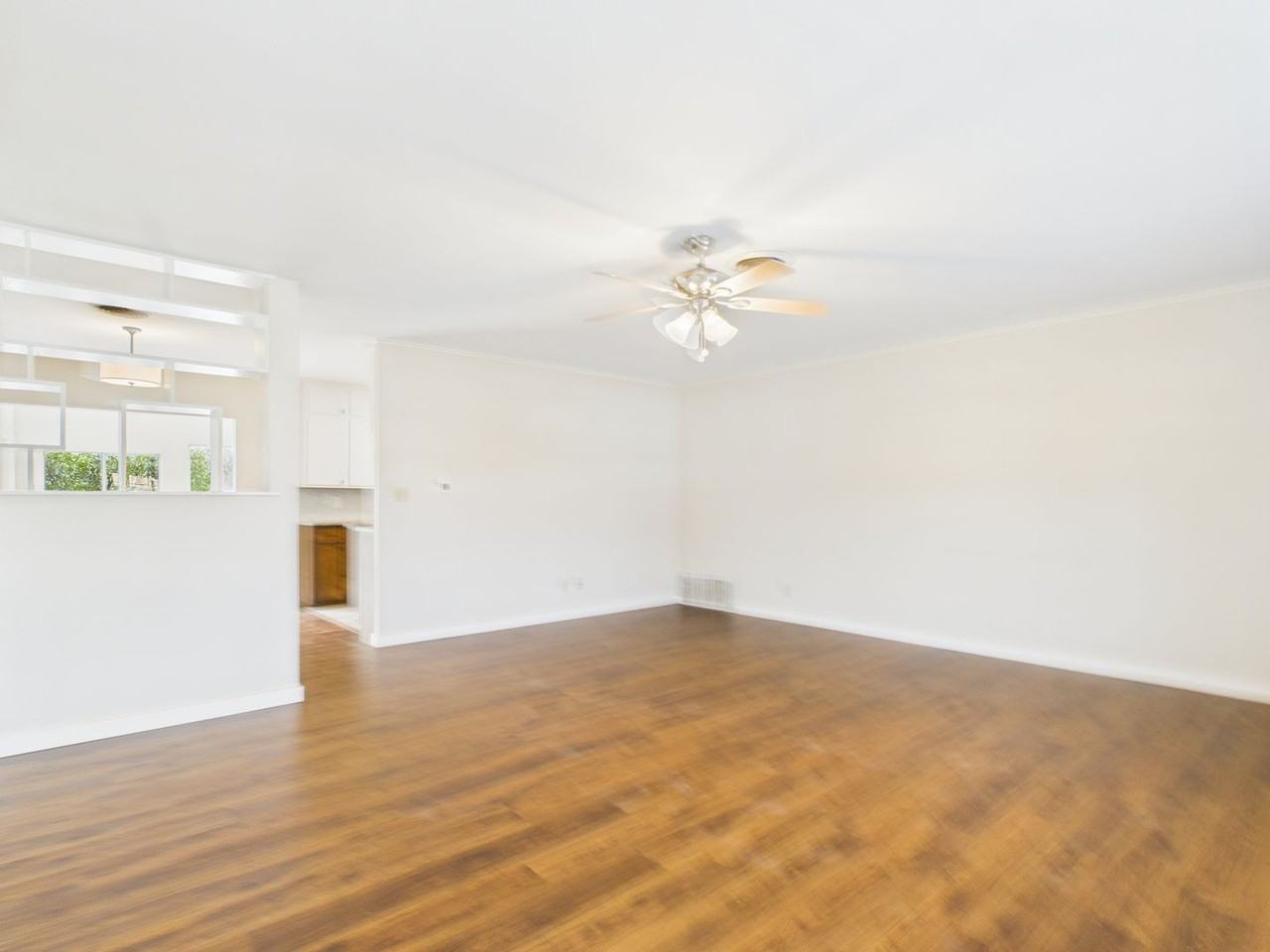 209 Forest Trail Dr - Photo 3 of 32