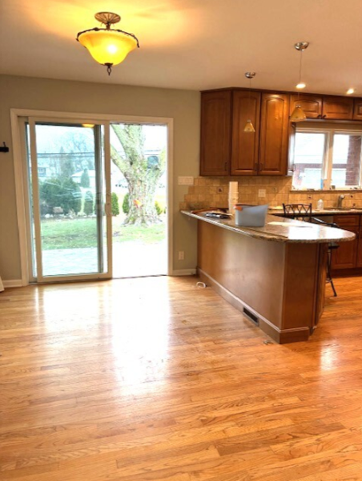 281 Terry Ln - Photo 4 of 12