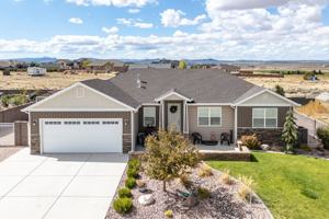 featured image of 5205 N Scenic Dr