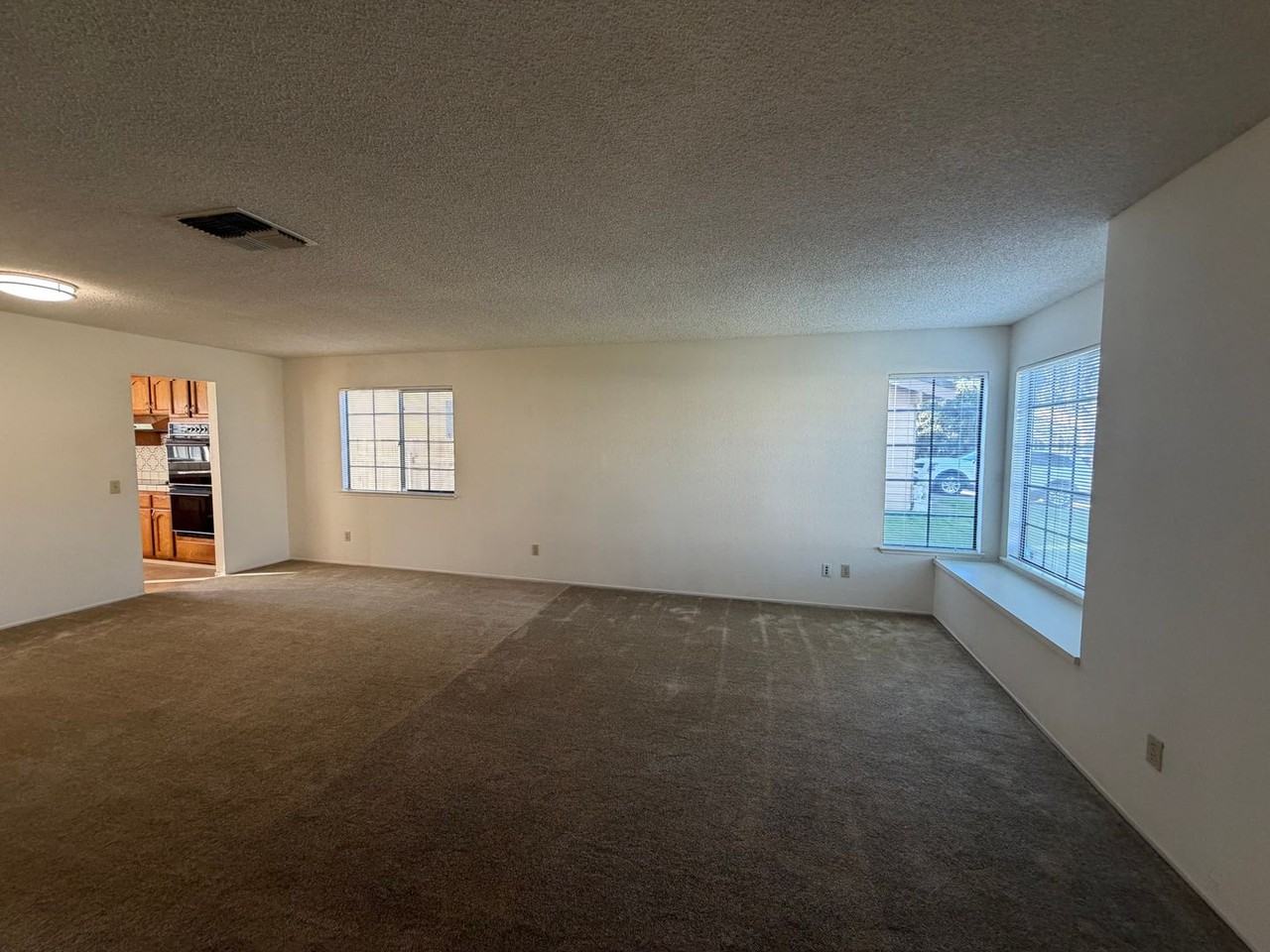 876 Shellwood Way - Photo 2 of 16