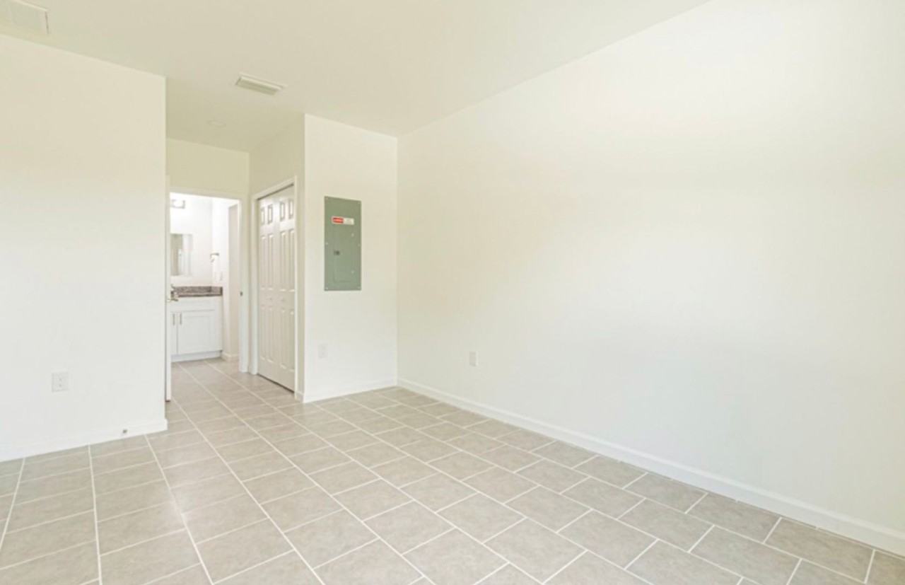 255 Christine St Nw - Photo 6 of 15