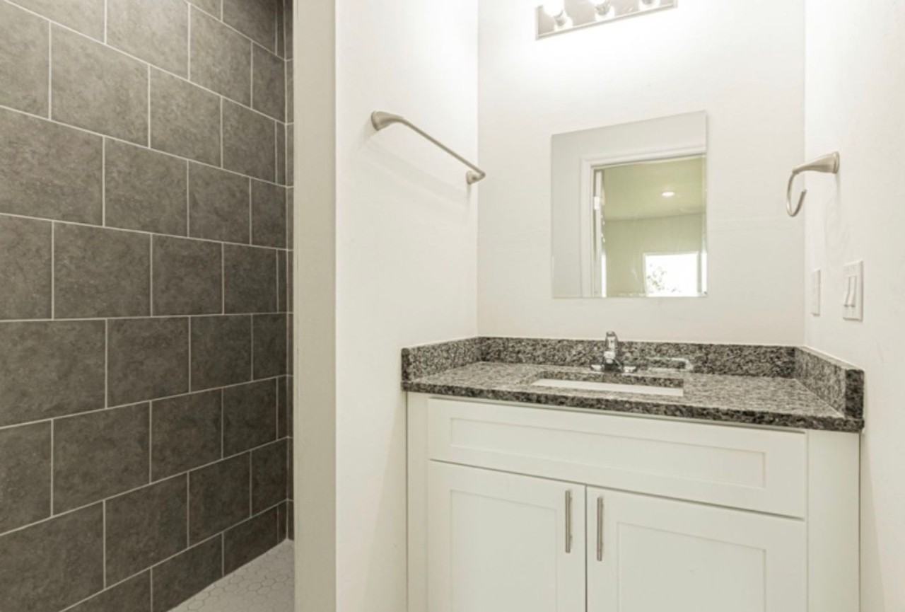 255 Christine St Nw - Photo 7 of 15