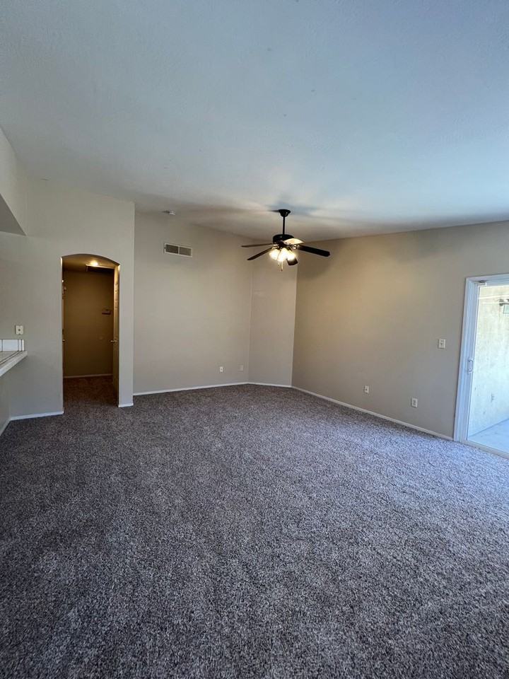 6204 Straub Ln - Photo 4 of 24