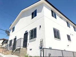 featured image of 410 Sloat St