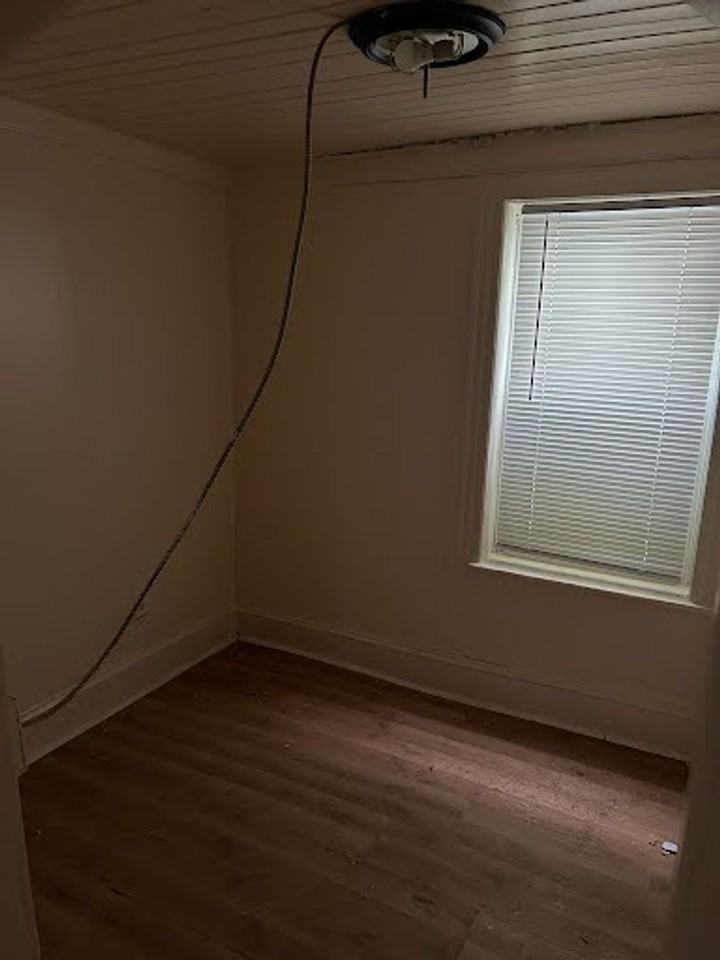 2478 S 5th Pl - Photo 5 of 5