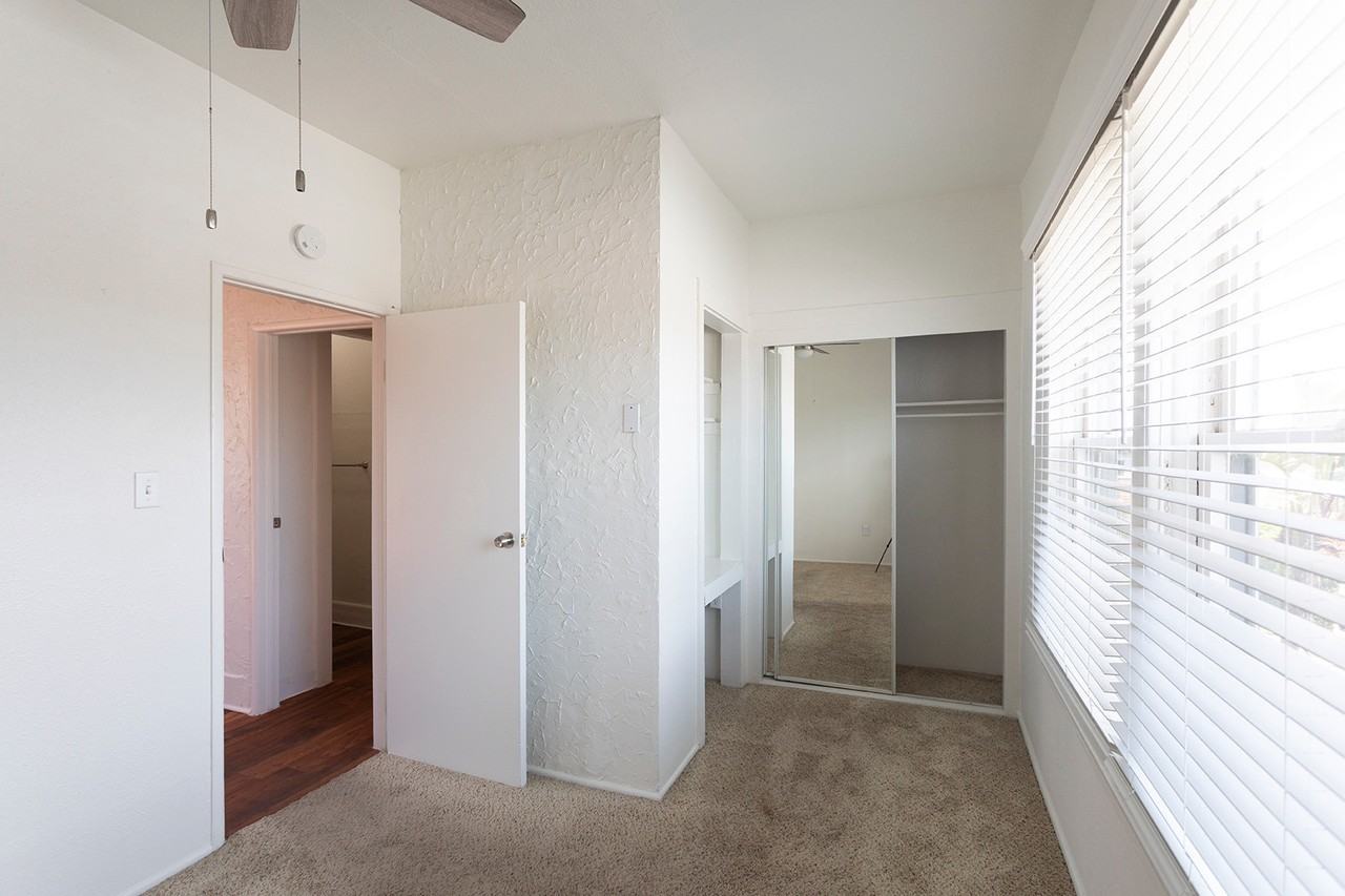 4925 Del Mar Ave - Photo 6 of 8