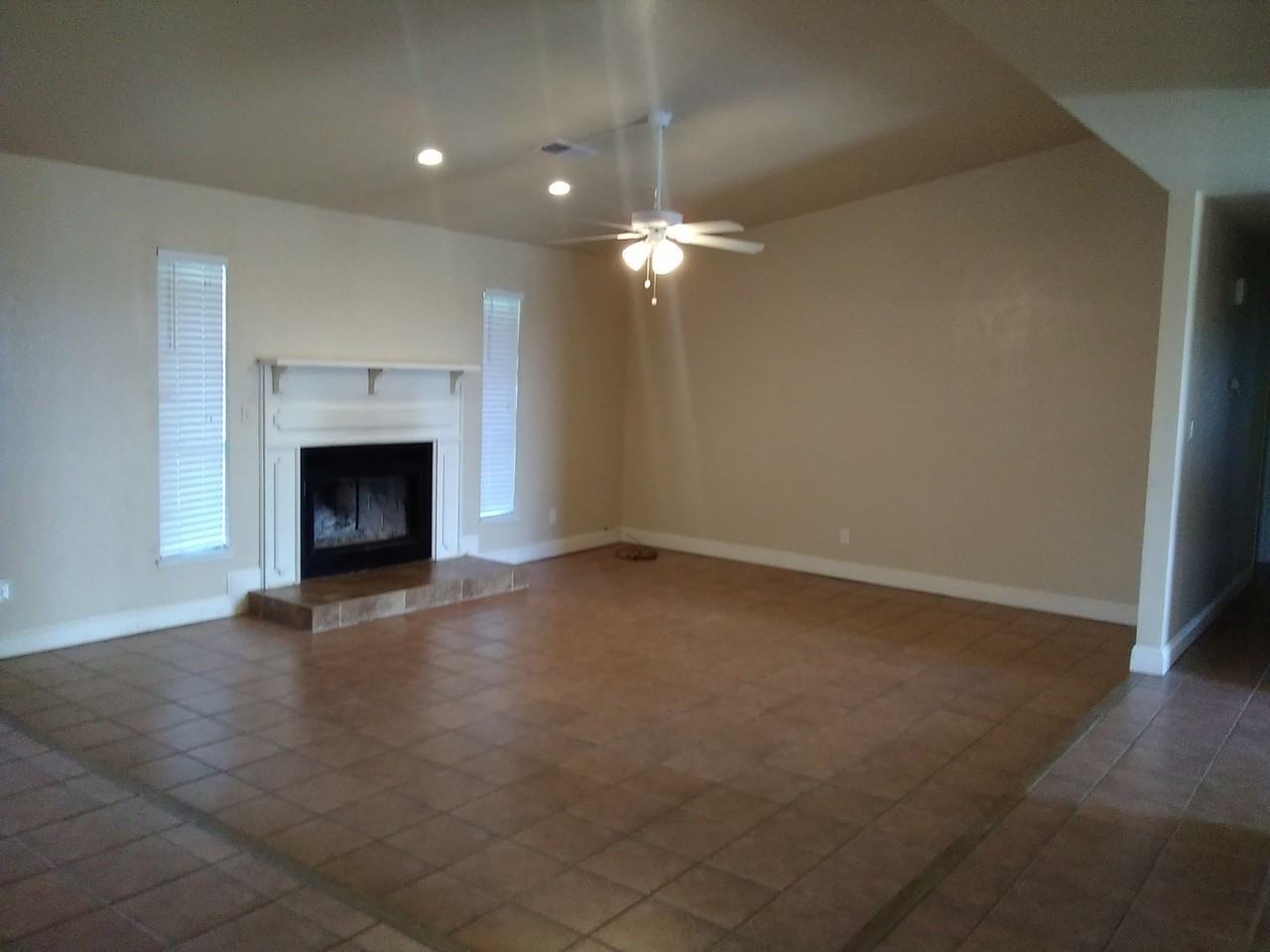 20176 Overland Rd - Photo 7 of 14