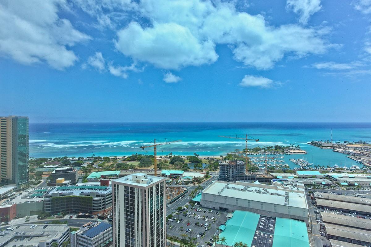 1009 Kapiolani Blvd #4704 - Photo 6 of 20