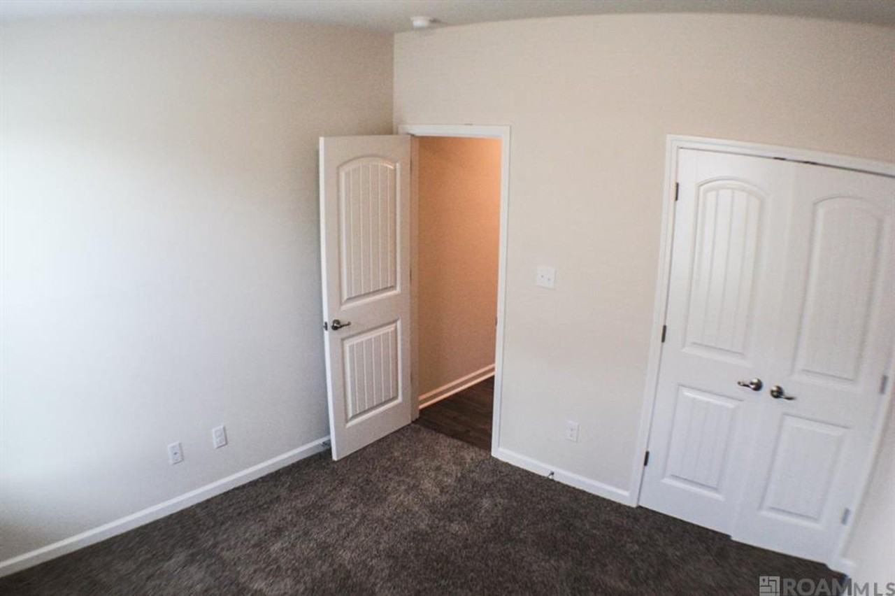 17609 Eagles Perch Dr - Photo 3 of 26