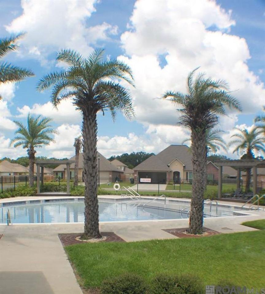 17609 Eagles Perch Dr - Photo 5 of 26