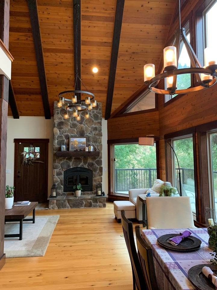 24245 Hewett Rd - Photo 7 of 50