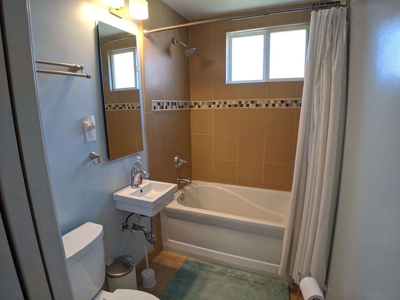 1542 E Colver Pl - Photo 6 of 17