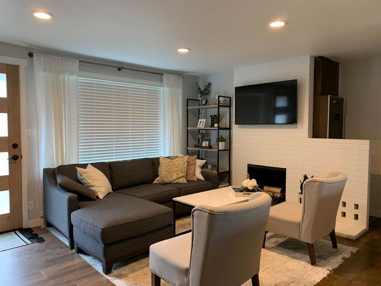 509 Ne 127th St - Photo 2 of 20