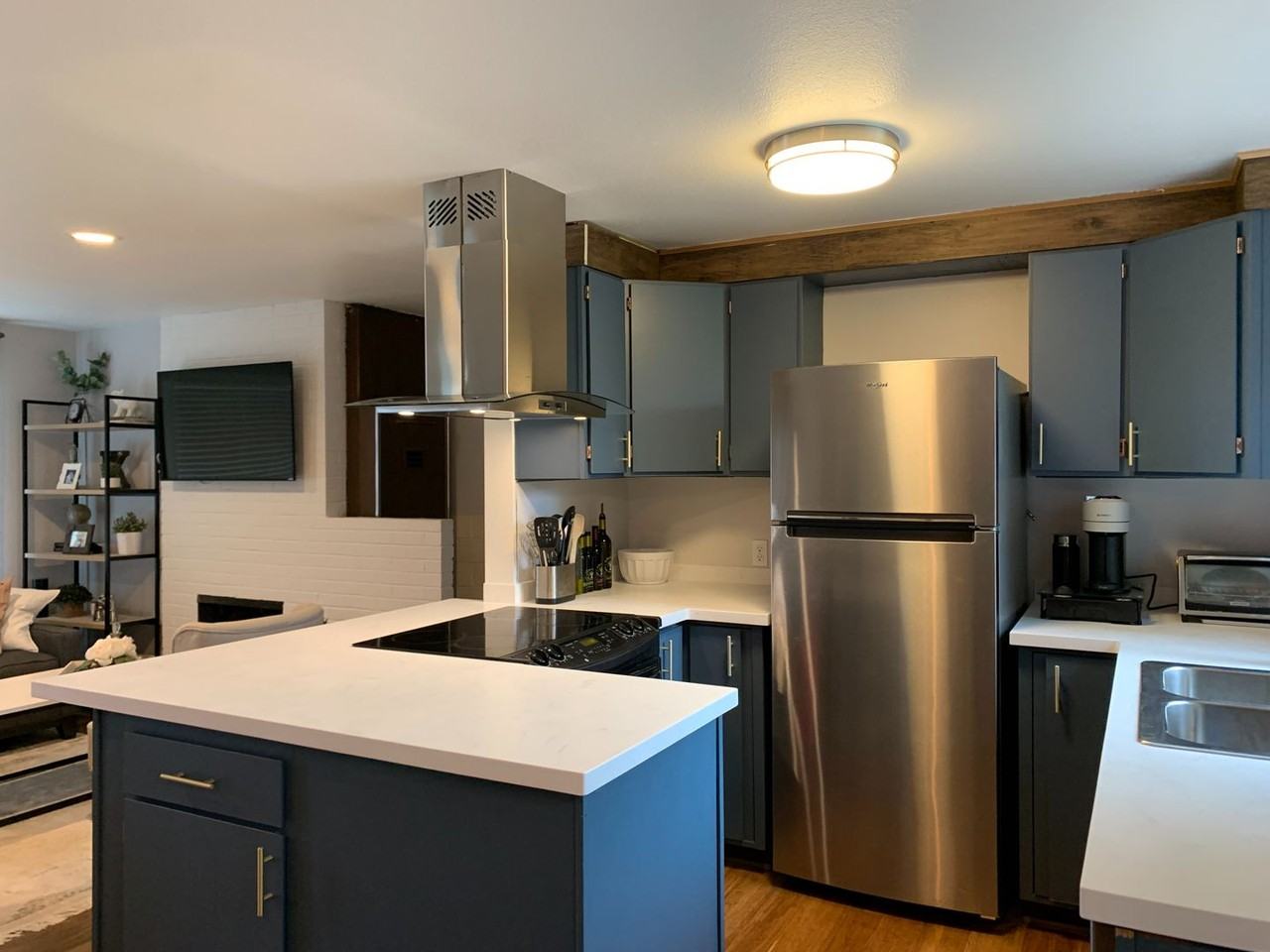 509 Ne 127th St - Photo 5 of 20