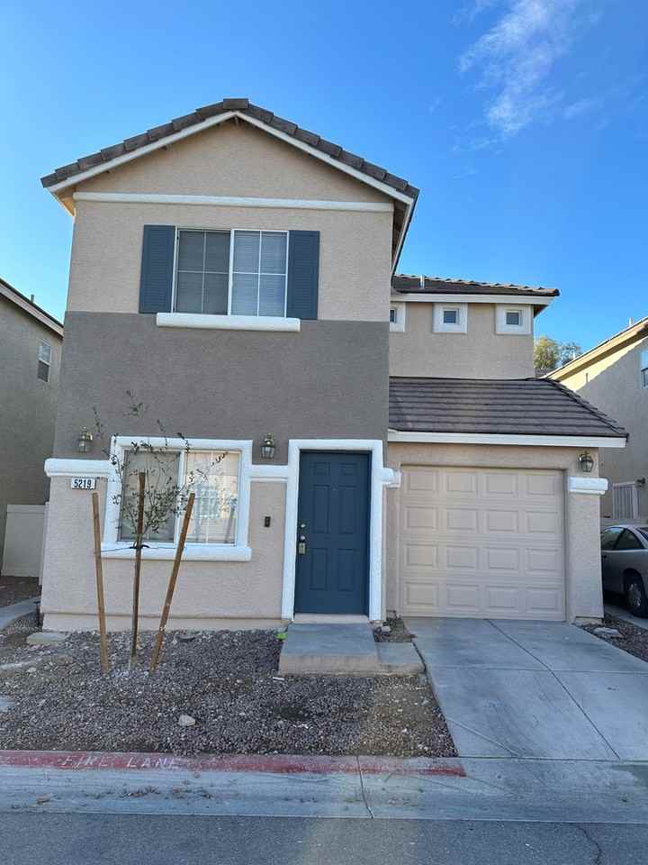 5219 Paradise Valley Ave - Photo 2 of 23