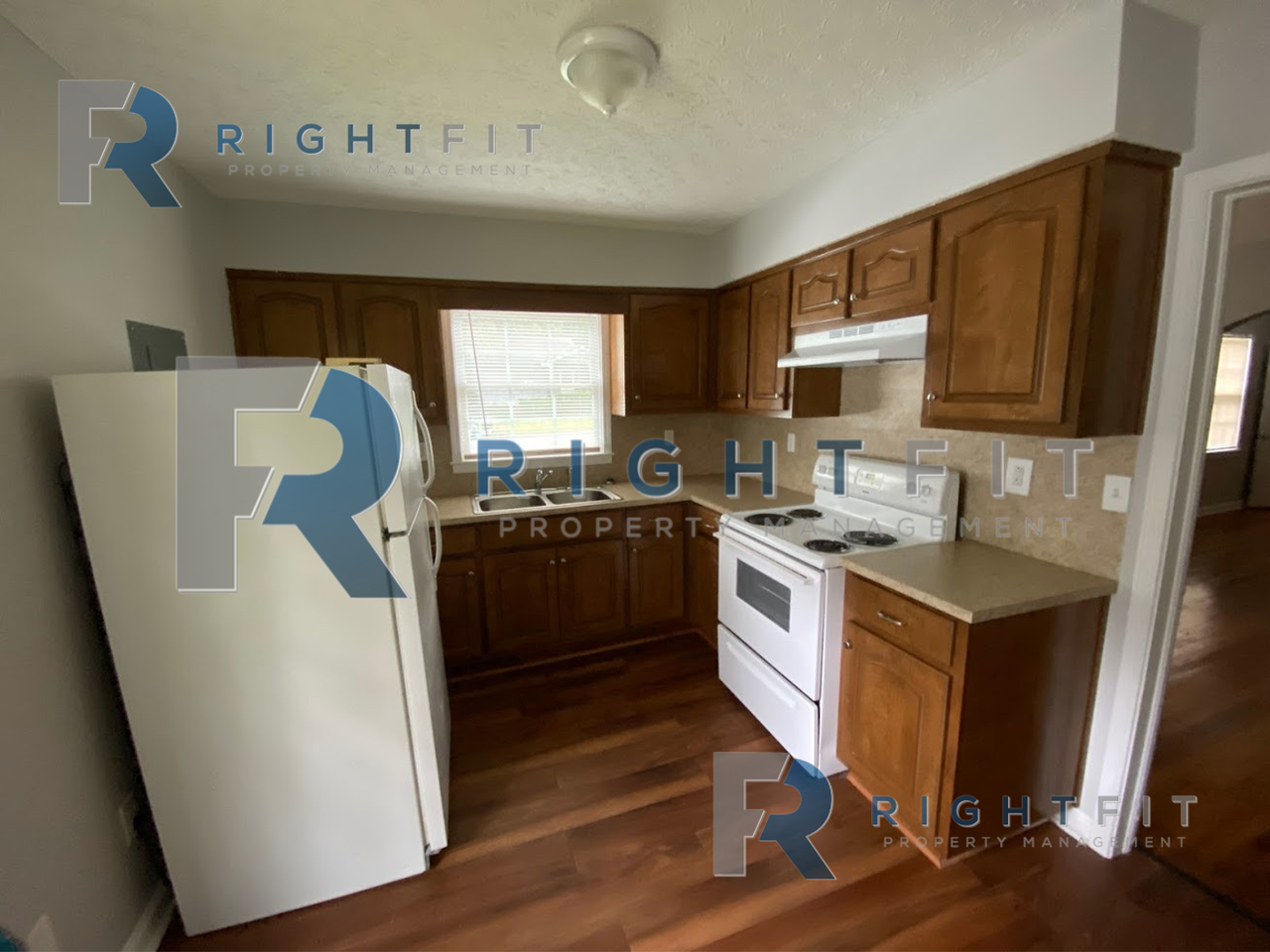 2920 King St - Photo 2 of 13