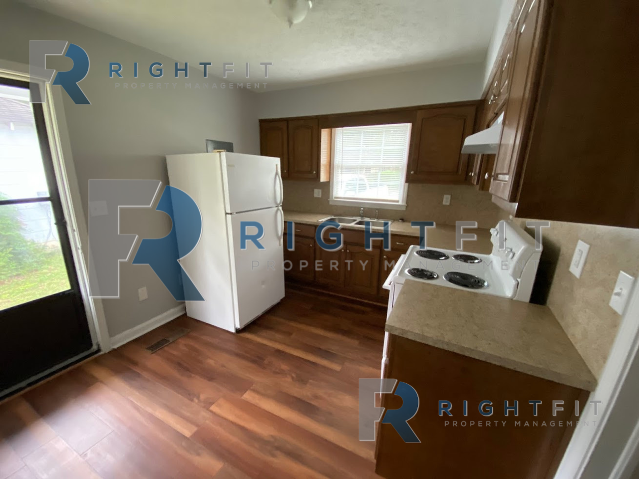 2920 King St - Photo 3 of 13