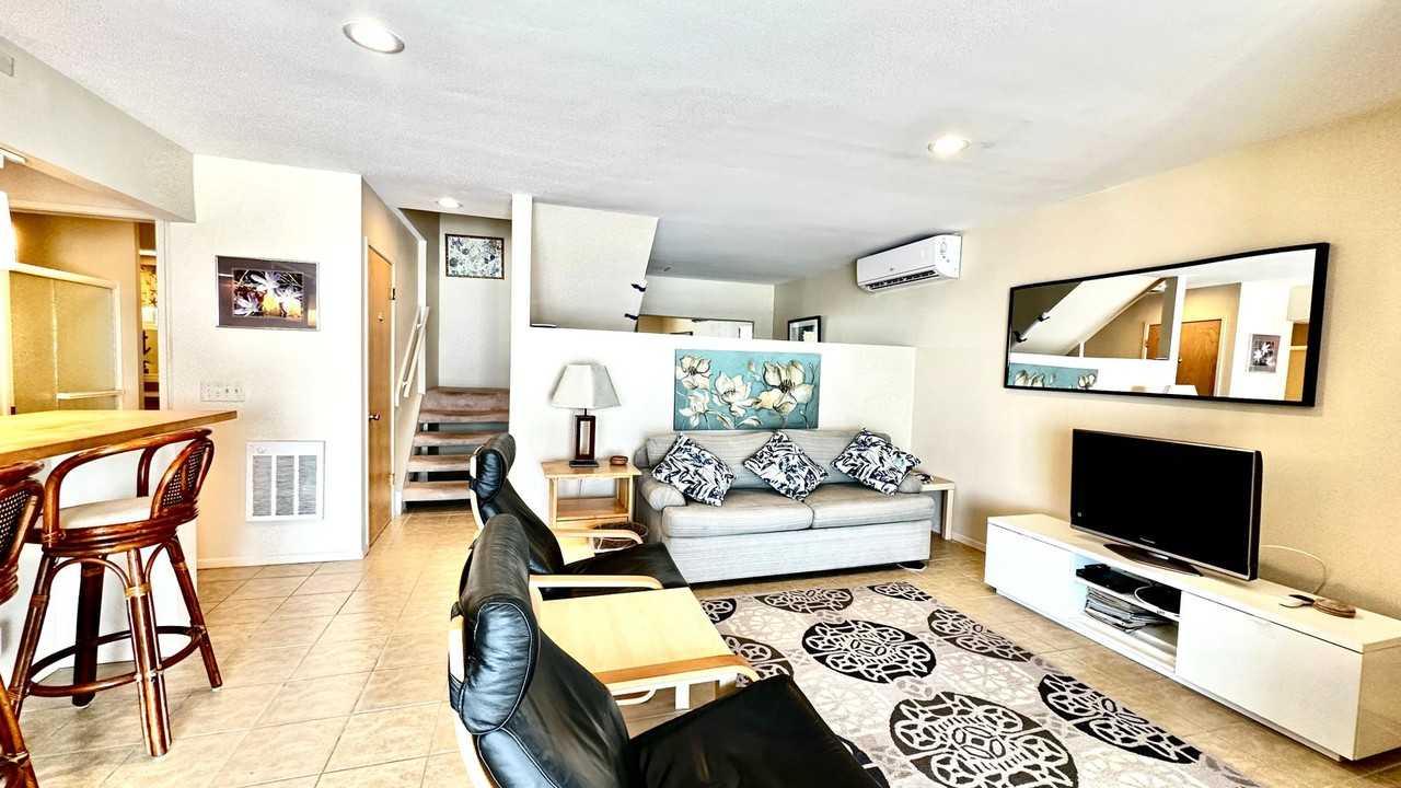 1827 S Pacific St Fl B - Photo 6 of 32