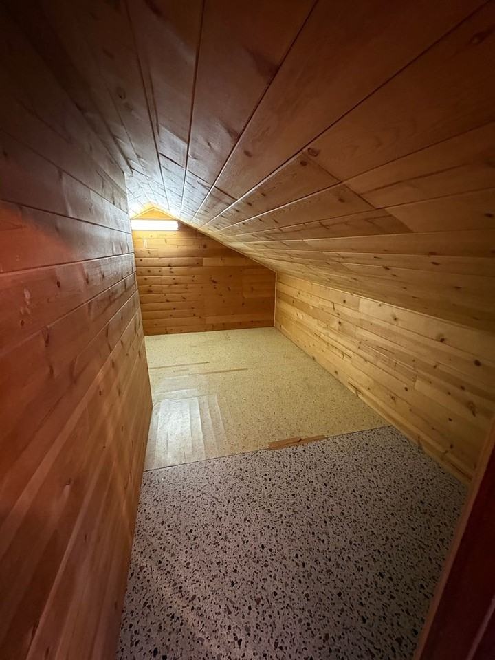 820 S Court St - Photo 6 of 44