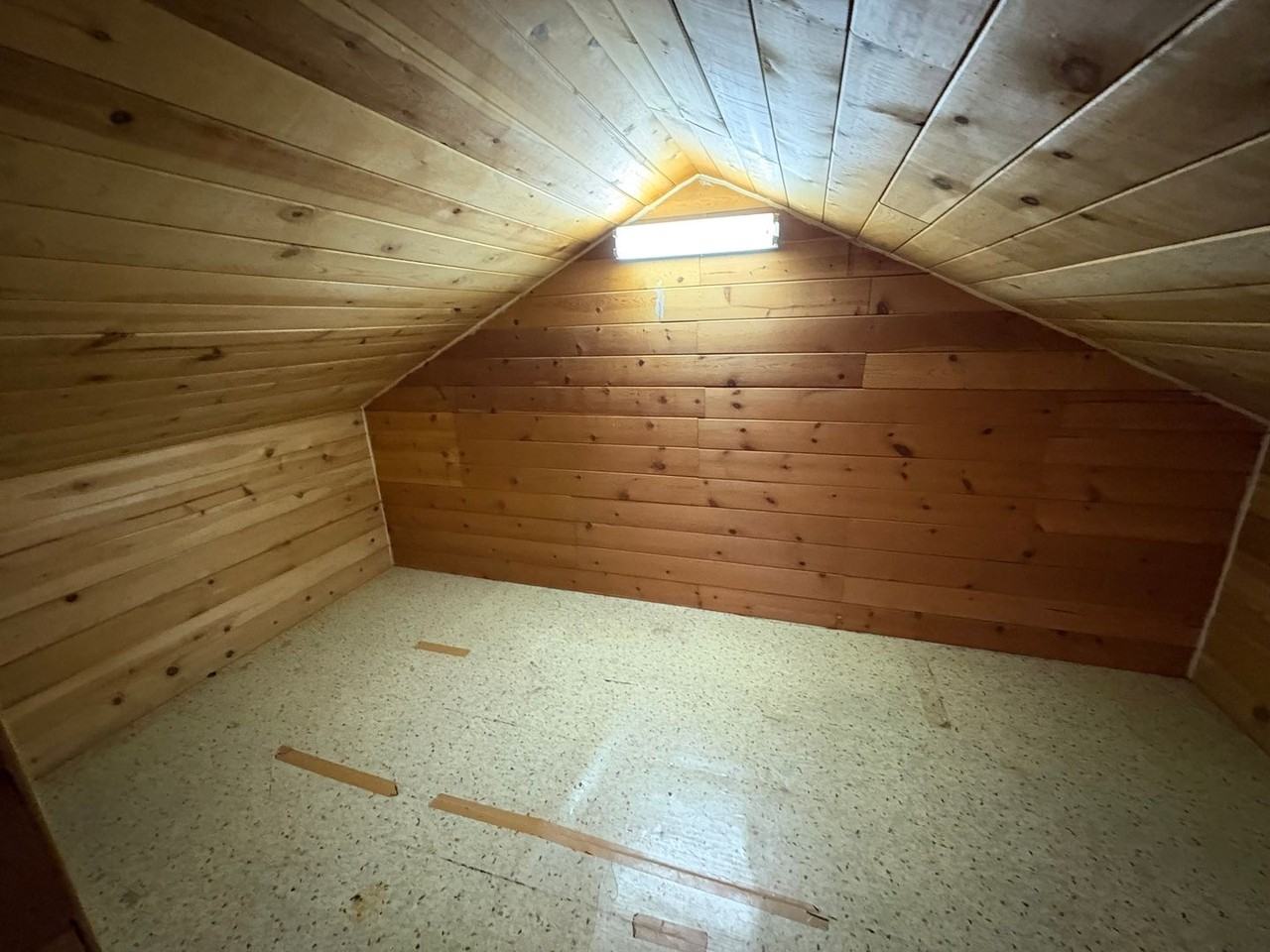 820 S Court St - Photo 7 of 44