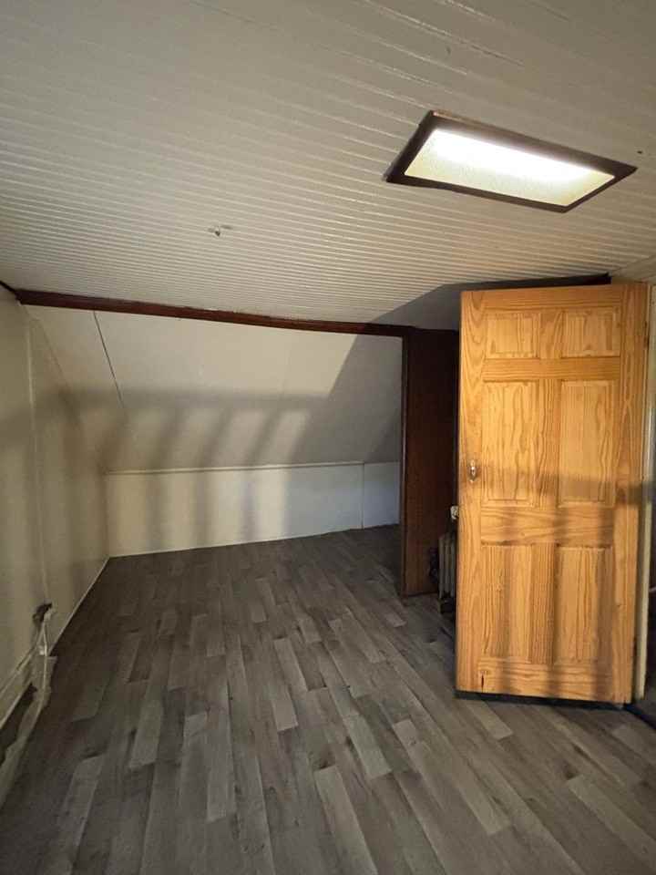 1109 Sycamore - Photo 7 of 11