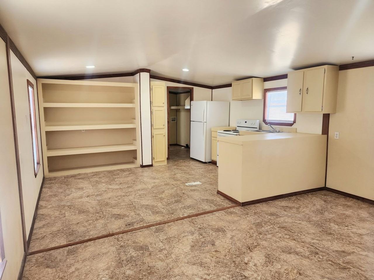 503 503 S RR V - Photo 7 of 9