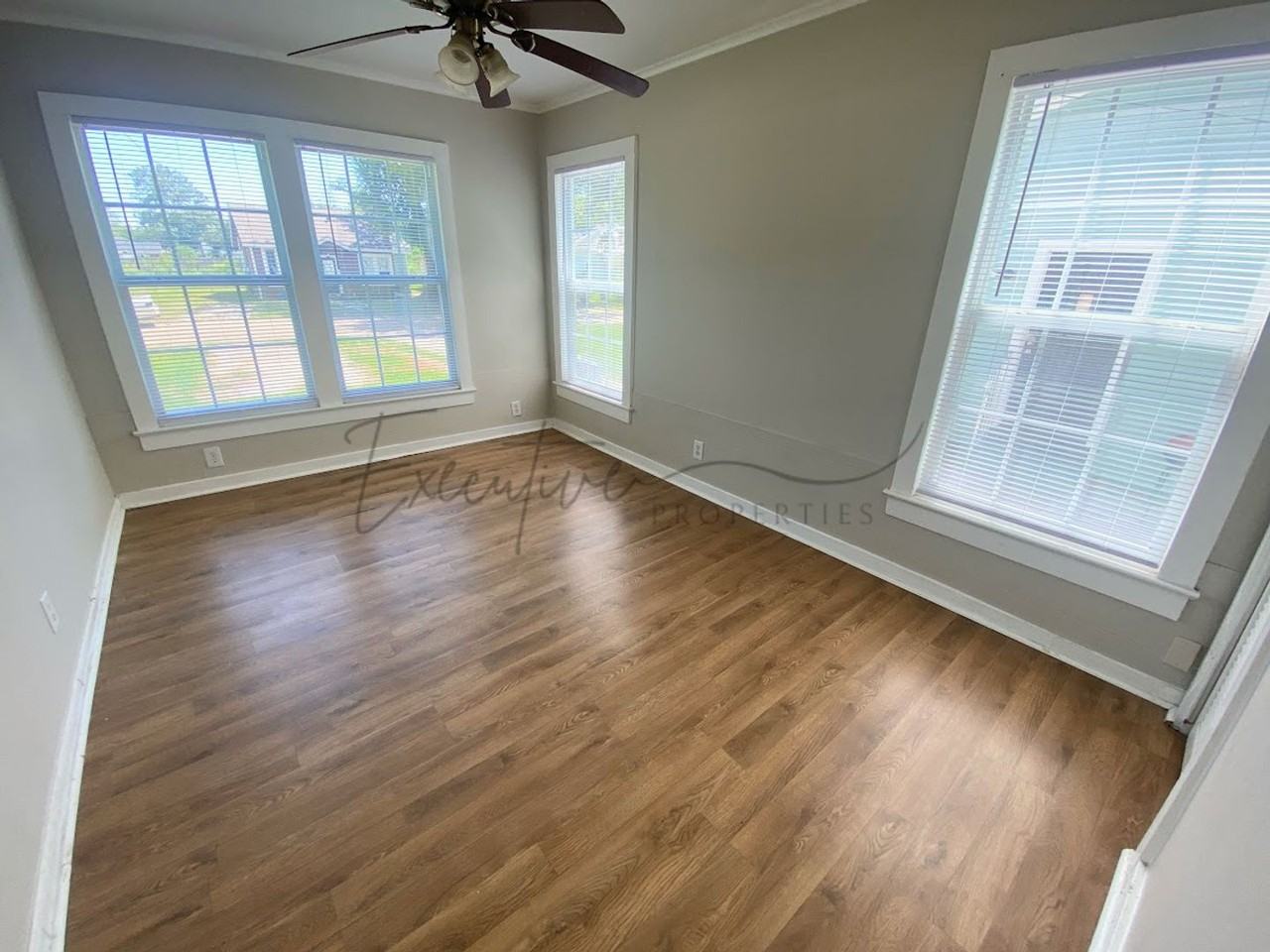 2514 Hazel St - Photo 7 of 16