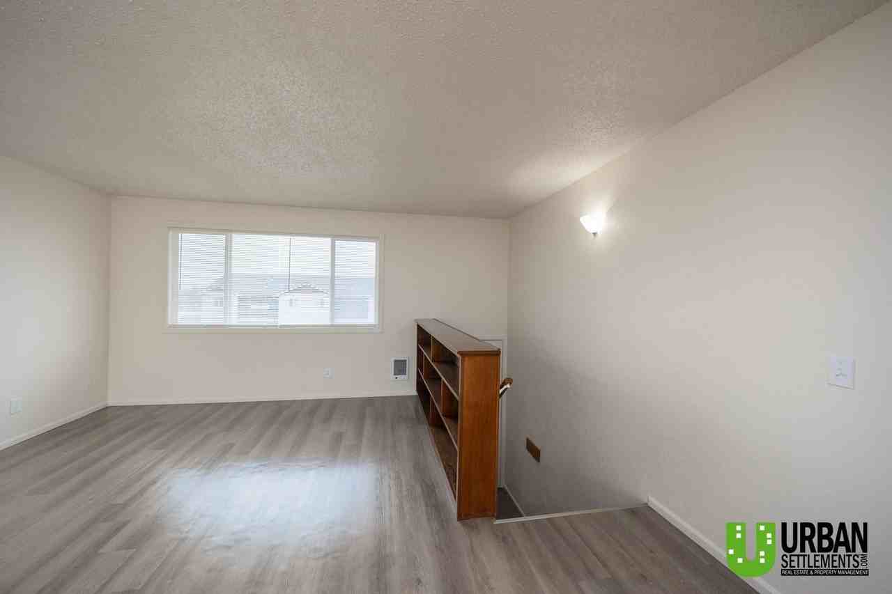 1404 2nd St - Photo 7 of 21