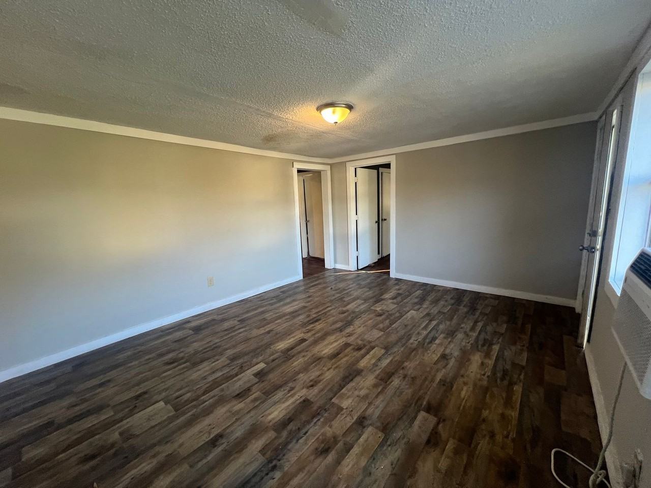 1818 Fosters Ferry Rd - Photo 3 of 10