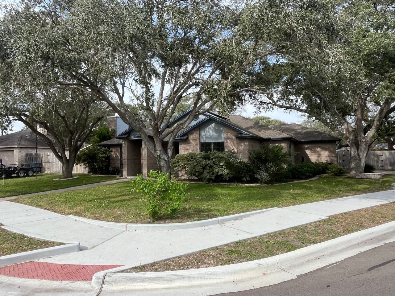 3917 Wirt Ave - Photo 2 of 35