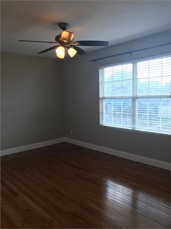 108 Eagle Ridge Dr - Photo 2 of 10