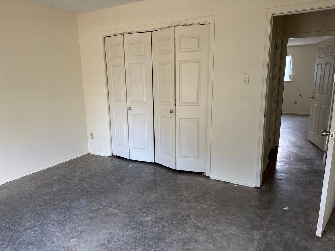 16990 Lake Charles Hwy - Photo 7 of 9