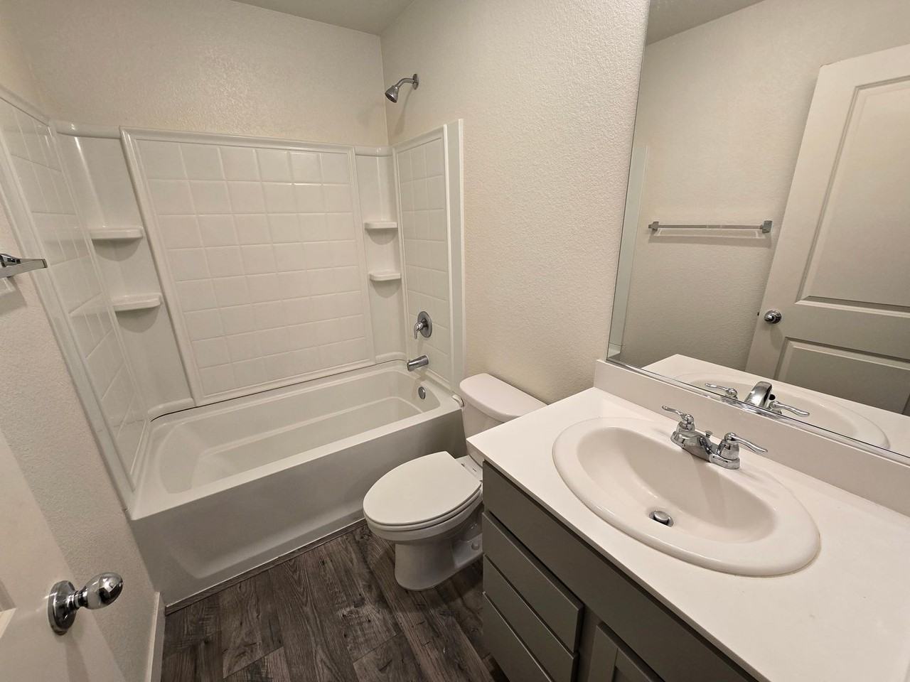 8704 Scenic Sky Dr - Photo 7 of 17