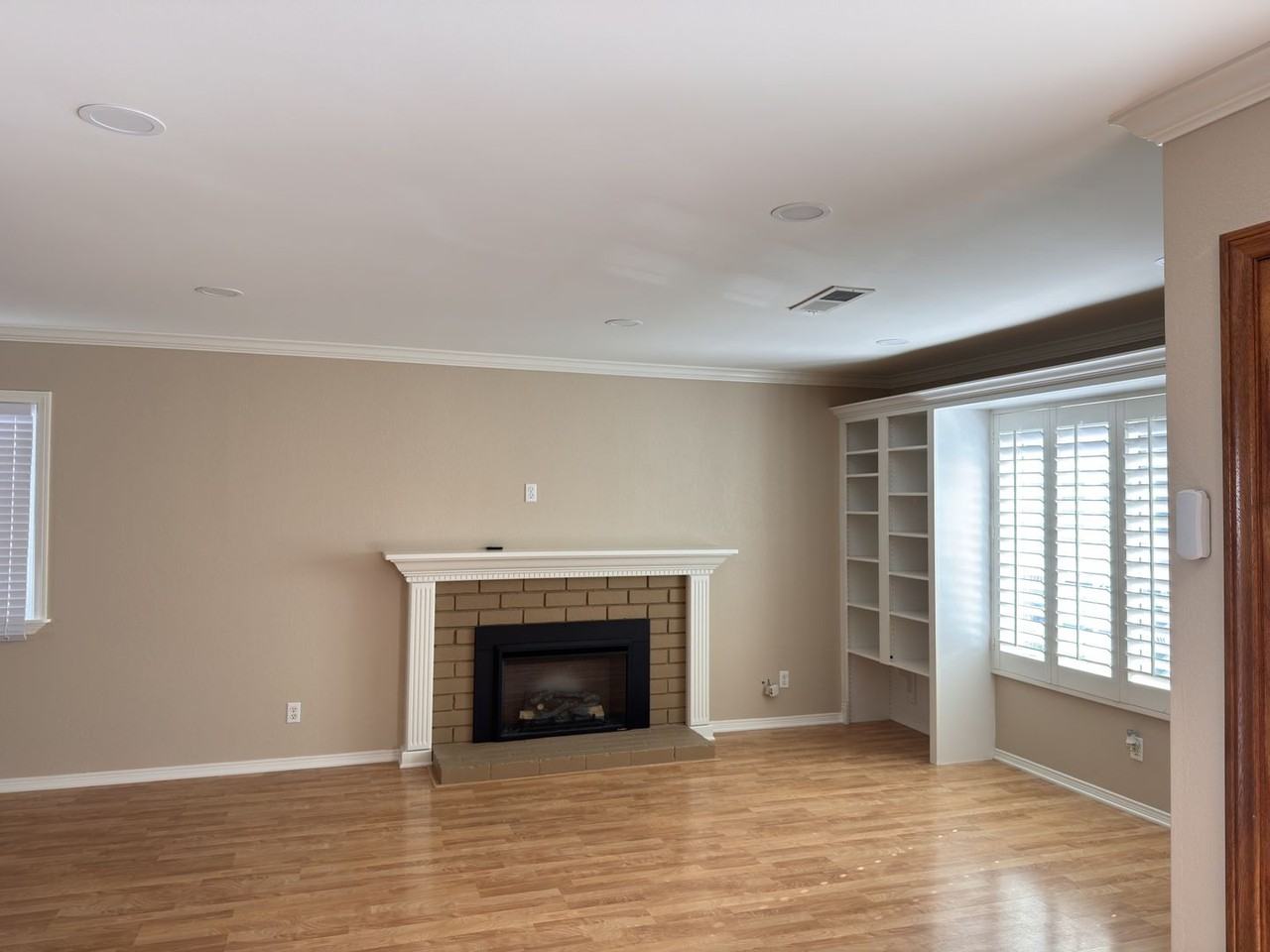 2407 Esther View Dr - Photo 6 of 20