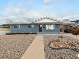 featured image of 593 S Sunset Dr