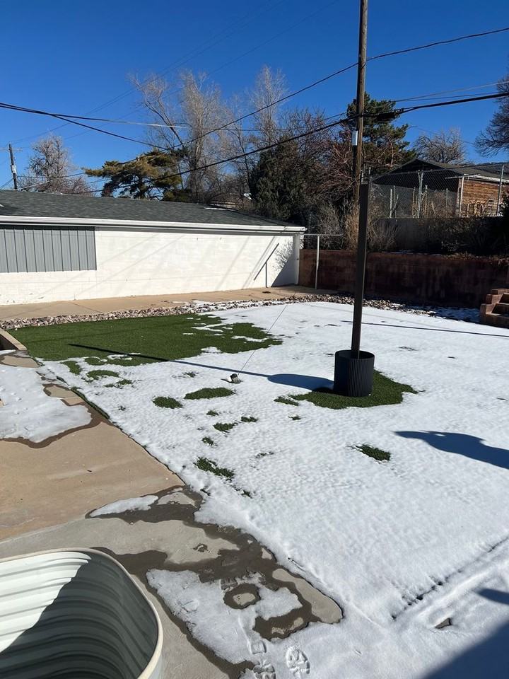 593 S Sunset Dr - Photo 3 of 24