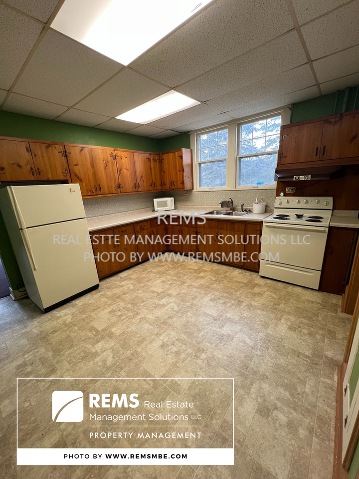 1010 1010 - 1016 Vine Street - Photo 2 of 7