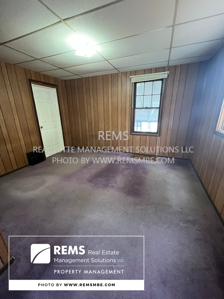 1010 1010 - 1016 Vine Street - Photo 6 of 7