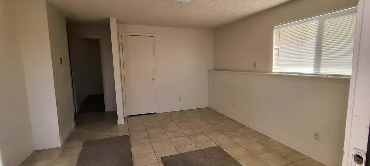 180 W 895 S - Photo 2 of 9